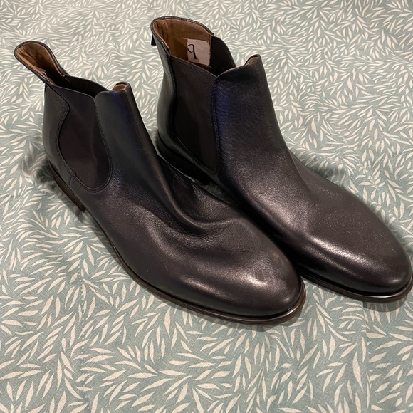 Size 9 mens Aldo Chelsea boots 🥾 - Picture 3 of 5